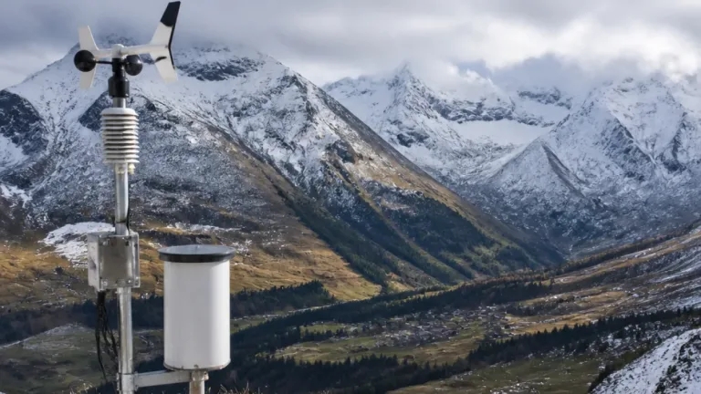 Arpa Piemonte: più precipitazioni ma la neve resta alle quote alte, impatto sulle Alpi
